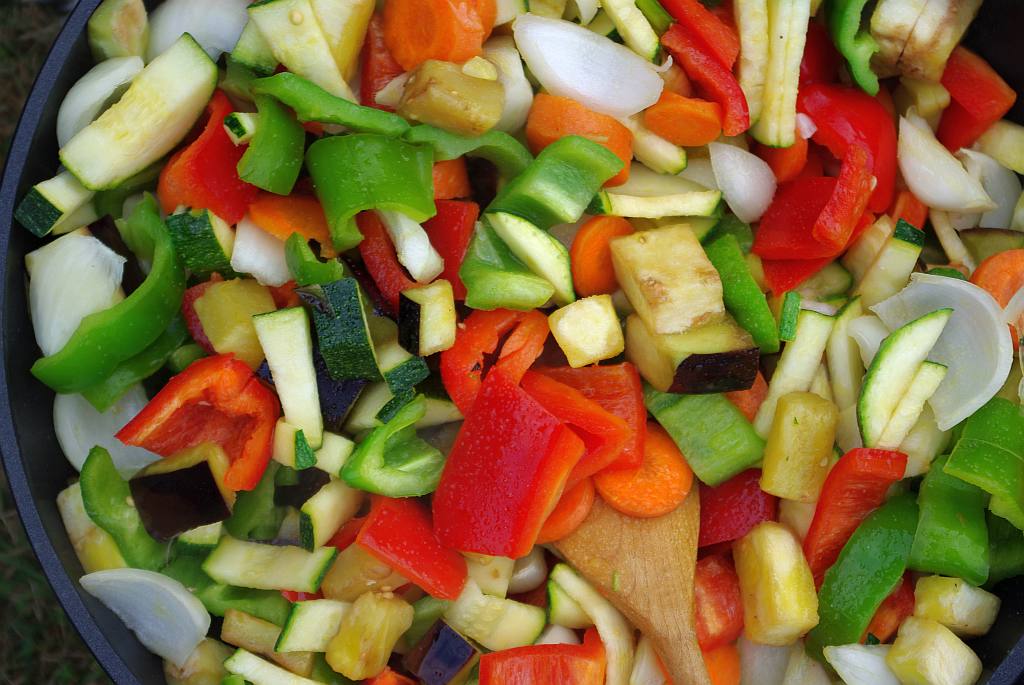 Gemüse auf dem Gaskocher zubereitet - GasProfi24-Blog