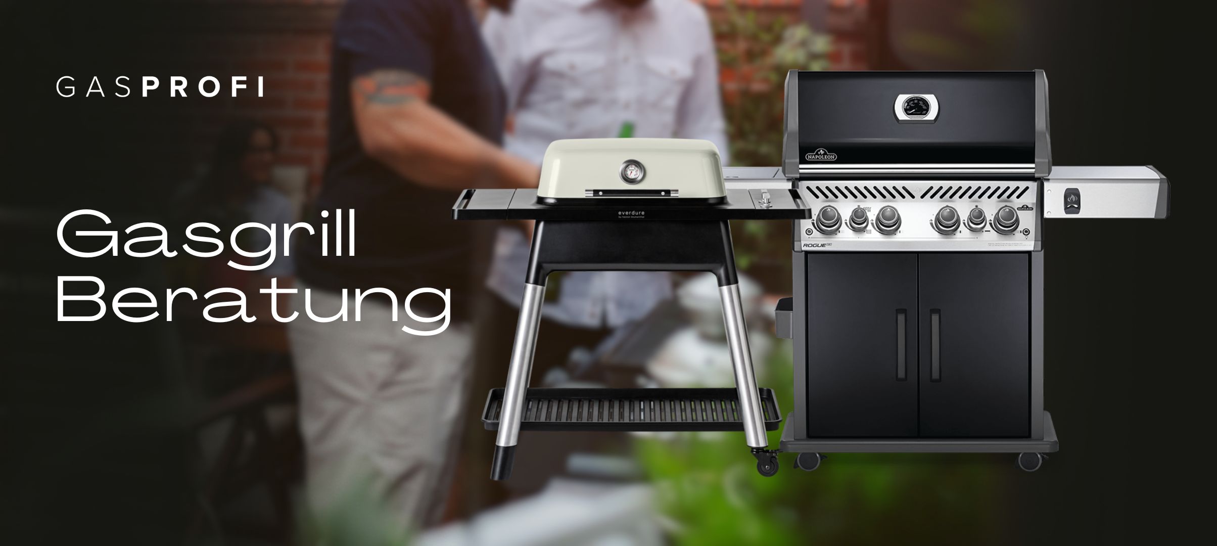 Gasgrill Kaufberatung 1 Zwei Gasgrills auf einem Hintergrund mit Garten